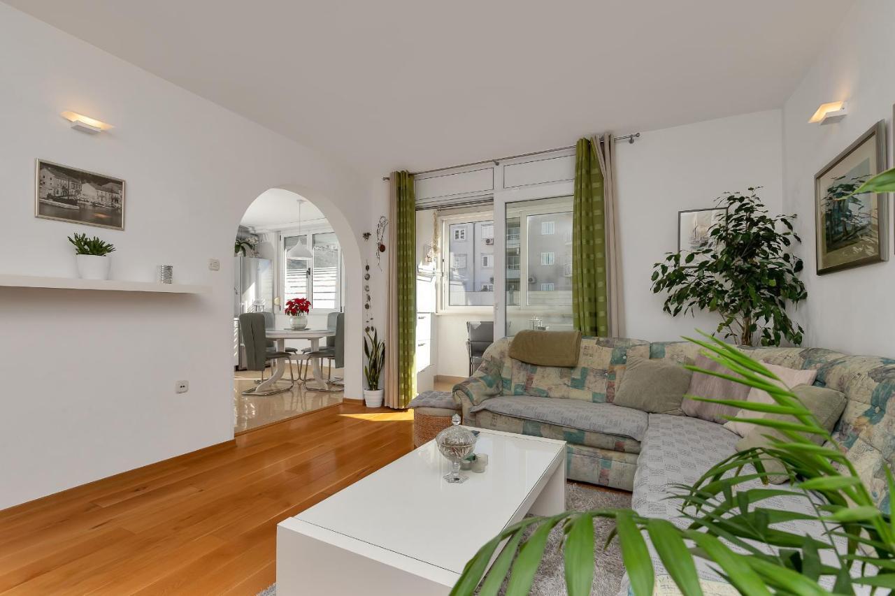 Apartment Marina Makarska Exteriör bild